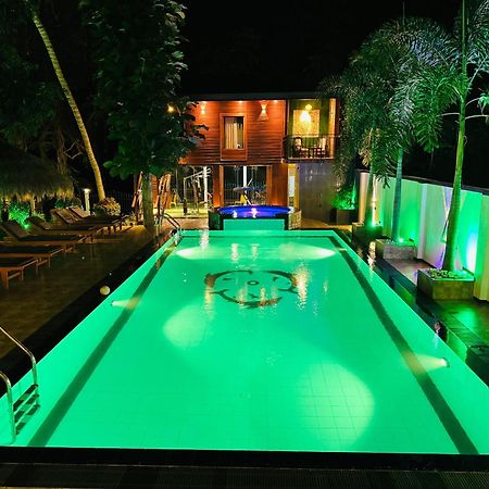 Yala River Front Hotel&Restaurant Tissamaharama Extérieur photo