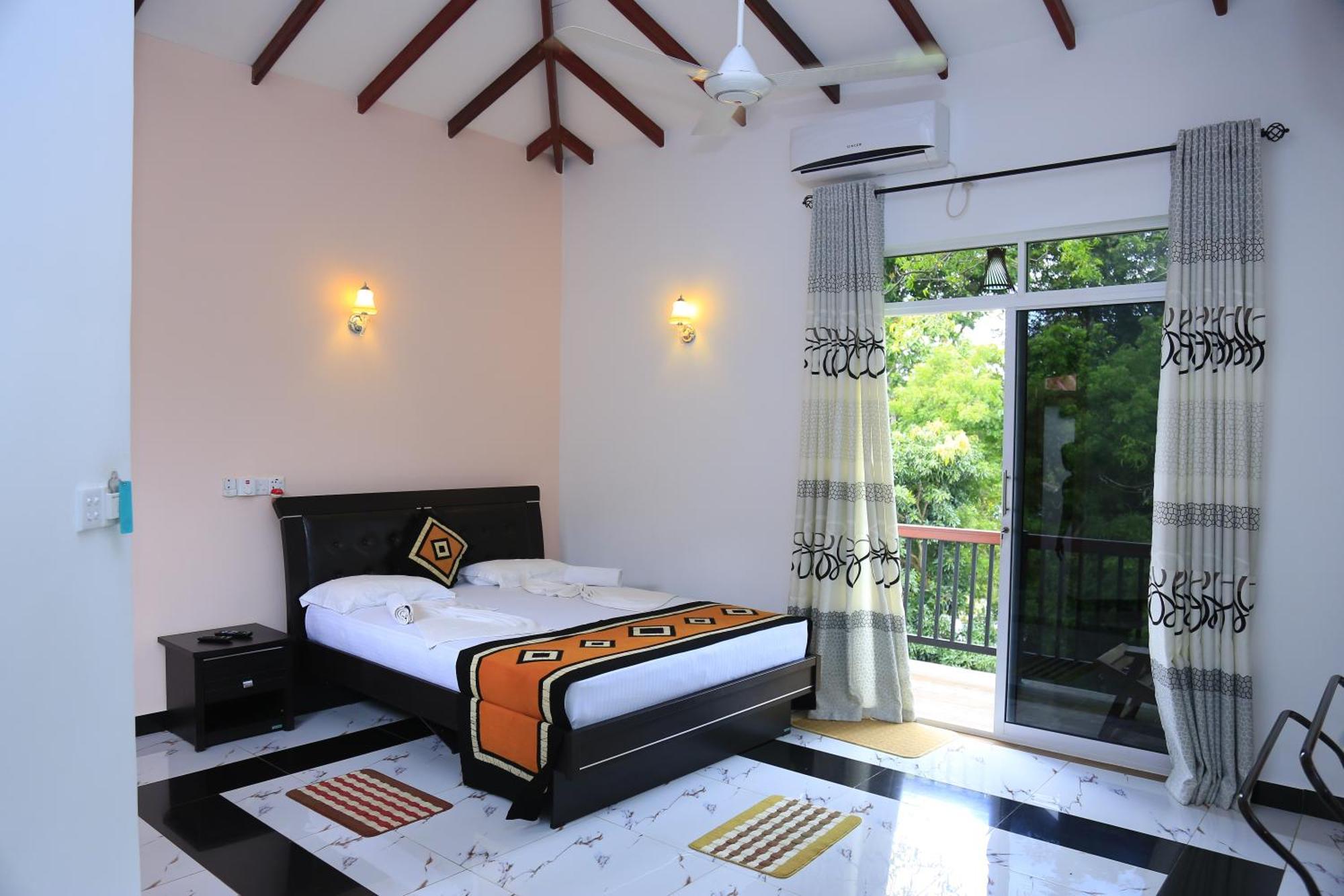 Yala River Front Hotel&Restaurant Tissamaharama Extérieur photo