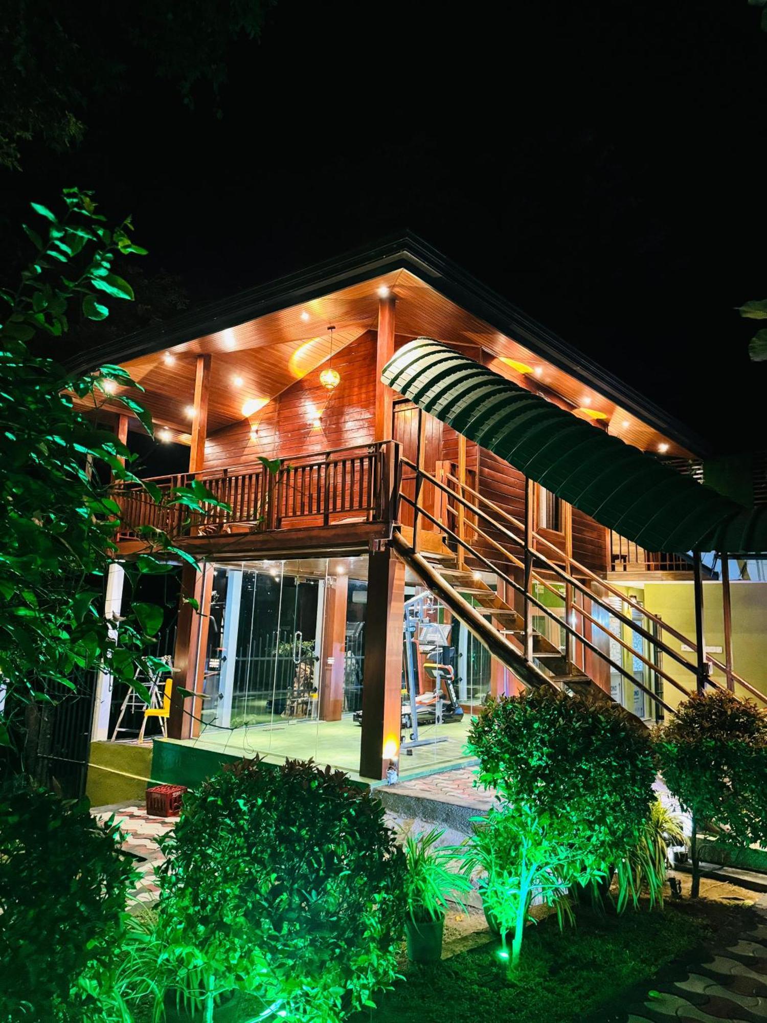 Yala River Front Hotel&Restaurant Tissamaharama Extérieur photo