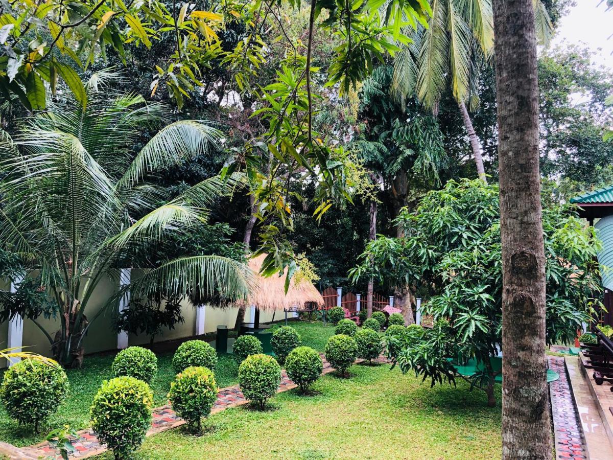 Yala River Front Hotel&Restaurant Tissamaharama Extérieur photo